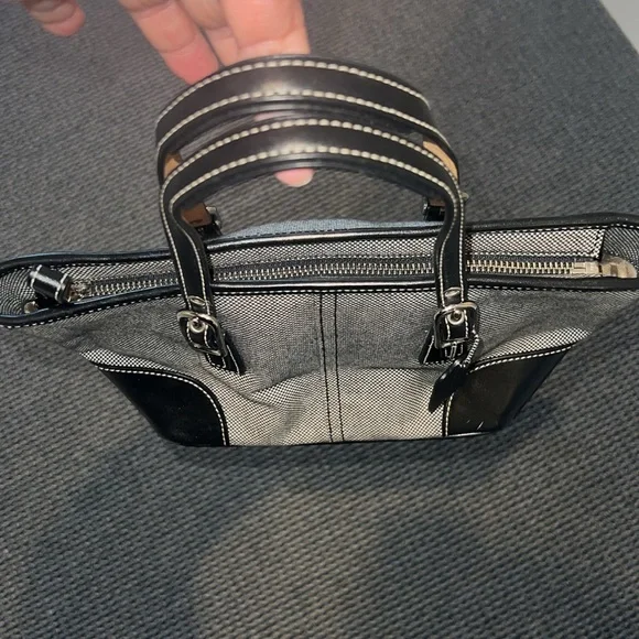 Coach Vintage Black & White Tweed Top Handle Satchel Tote Handbag #9557 - Picture 7 of 15